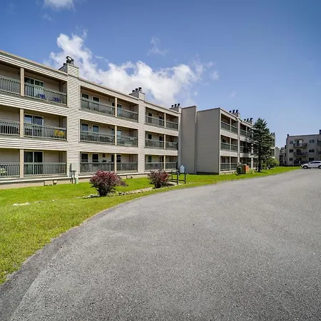 Beech Mountain Condo With Deck Hike, Bike And Ski!